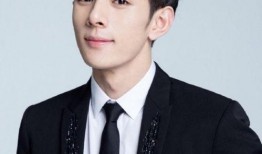 网友爆料上海男模视频,网友热议其帅气与神秘